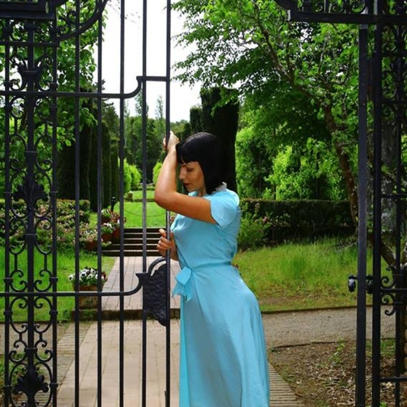 Meet your Posher, Joy - Picture 2 of 7